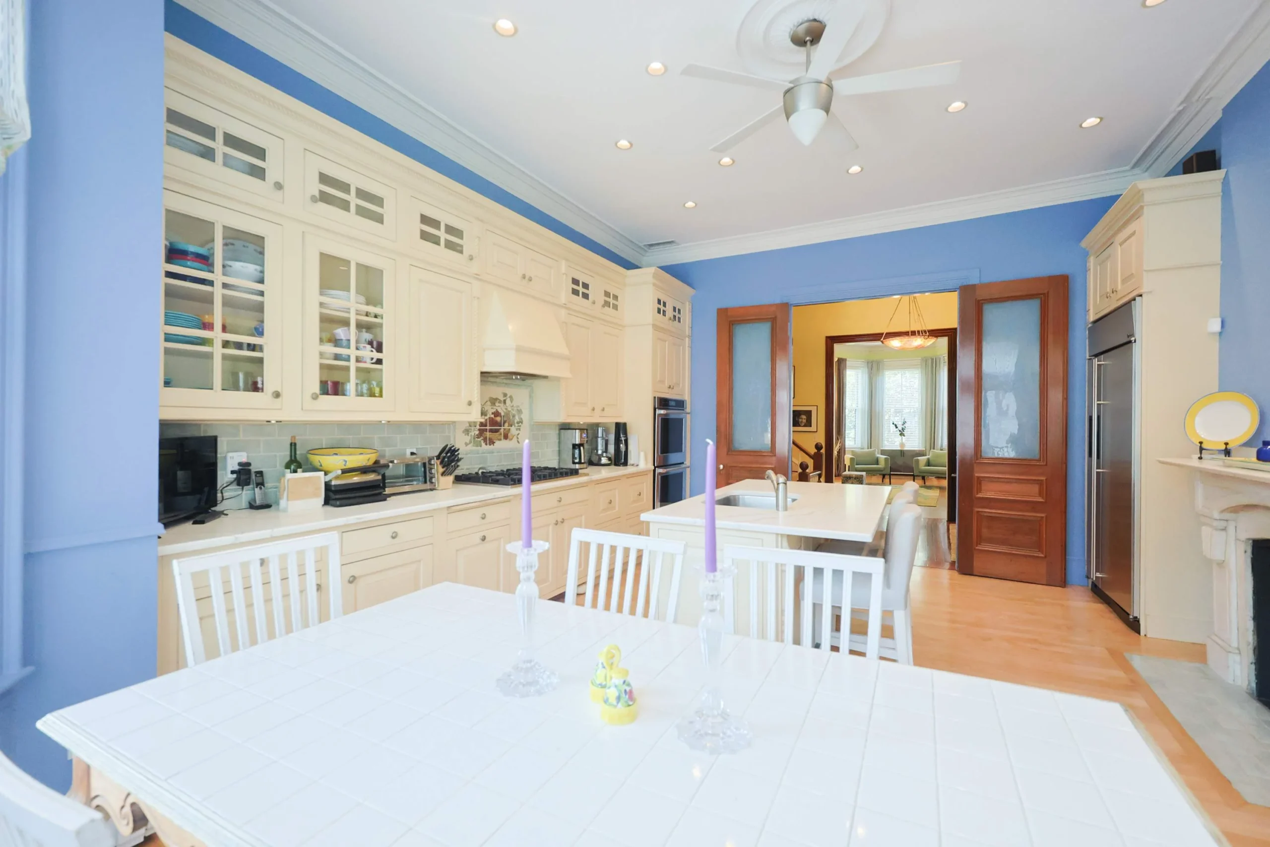 Kitchen and dining area in a large group vacation home rental in Boston with a table for the whole group